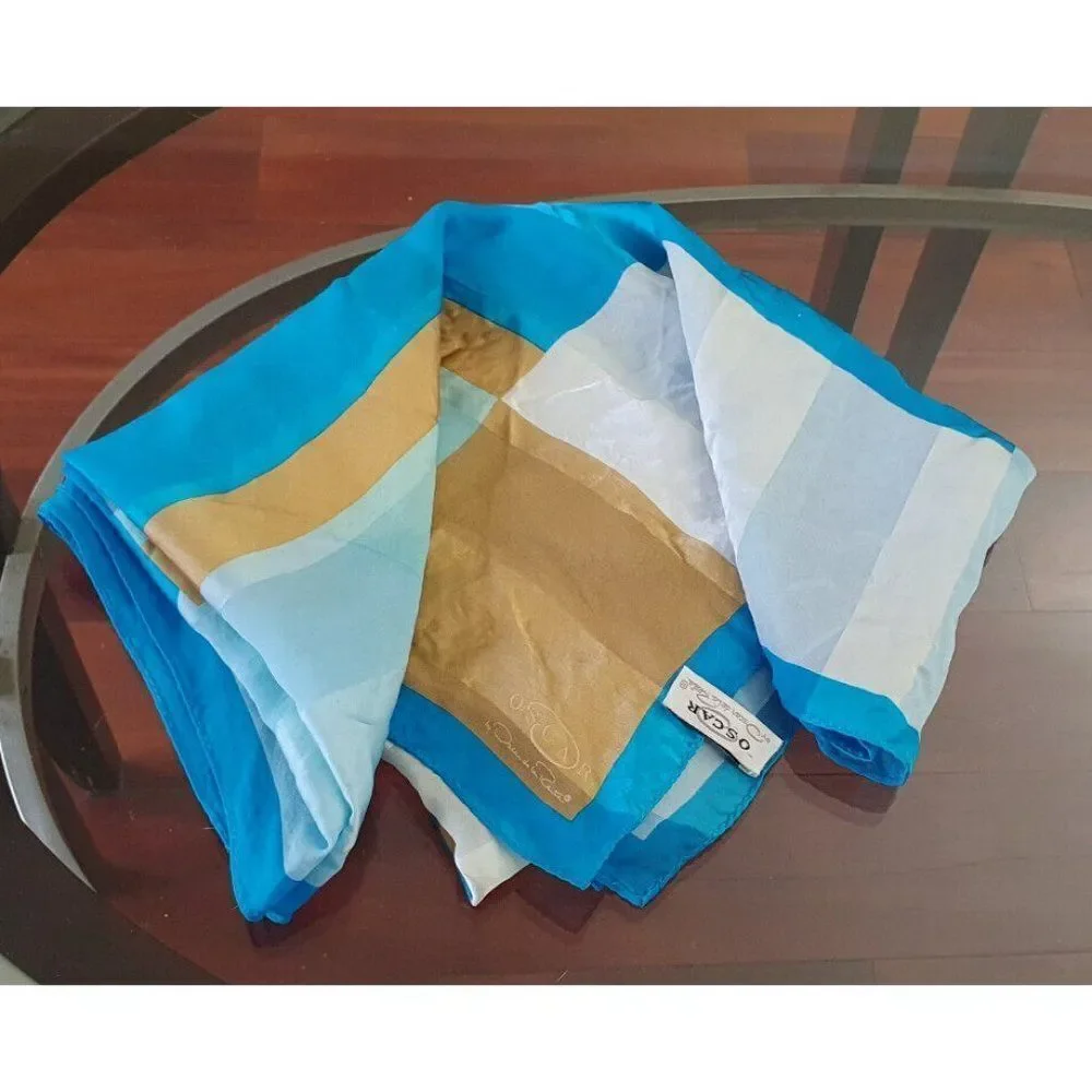 Vintage Oscar de la Renta SIlk Scarf Sze 33x34